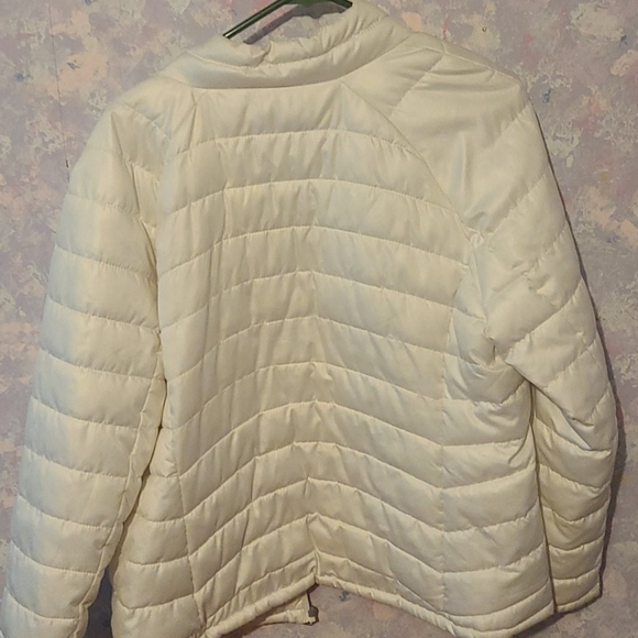 Coat - Picture 3 of 3